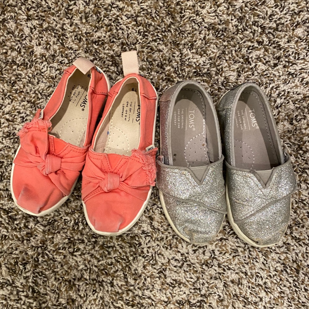 2 pairs Toddler TOMs